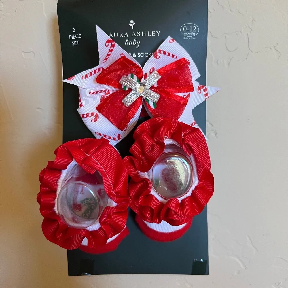 NWT Laura Ashley Christmas 2 Piece Set (Head Wrap & Socks) - 0-12 months